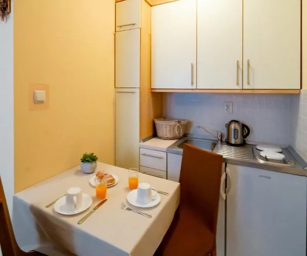 Kastell Apartament Lopar