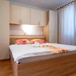 Appartamento Kastell *