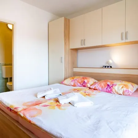 Kastell Apartmán Lopar